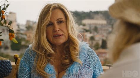 how tall is jennifer coolidge in feet|The White Lotus: Jennifer Coolidges Height May。